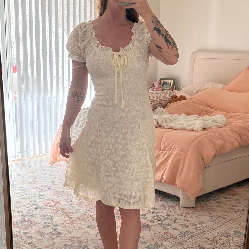 Amazon Women's Cream Lace Puff-Sleeve Mini Dress